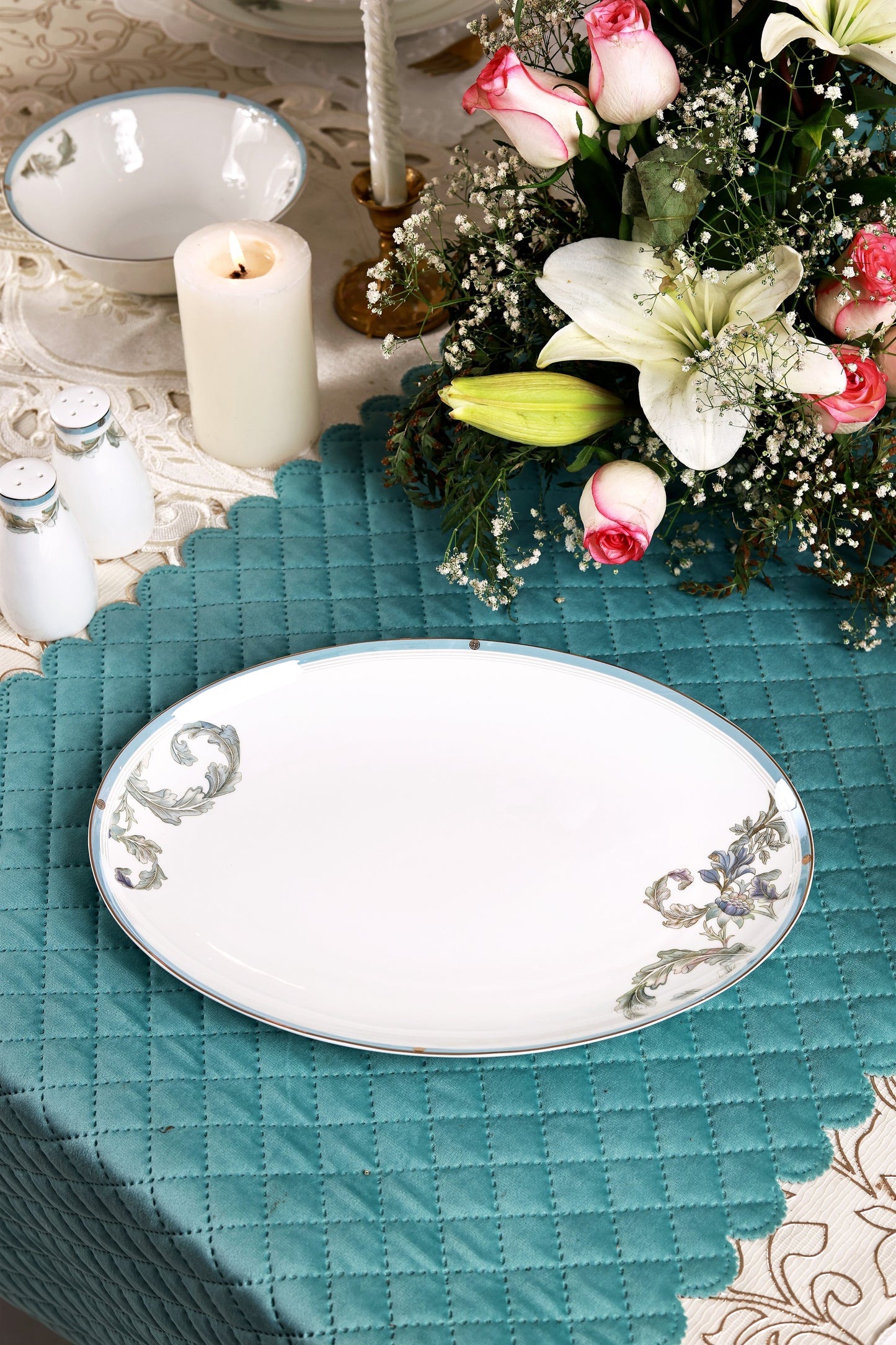 Oriental Blume 52 Pcs Dinner Set