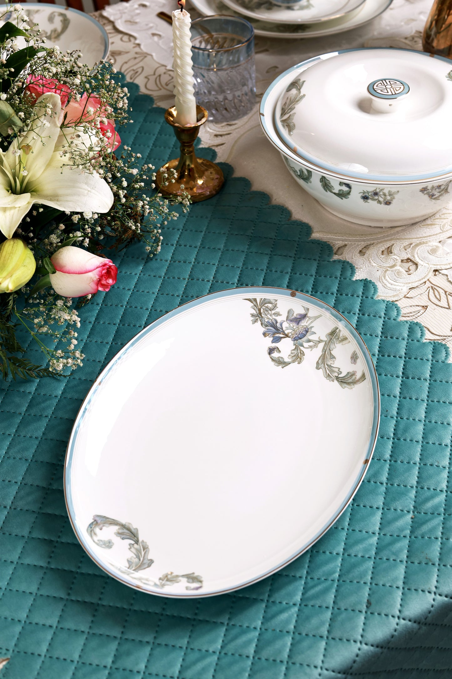 Oriental Blume 52 Pcs Dinner Set