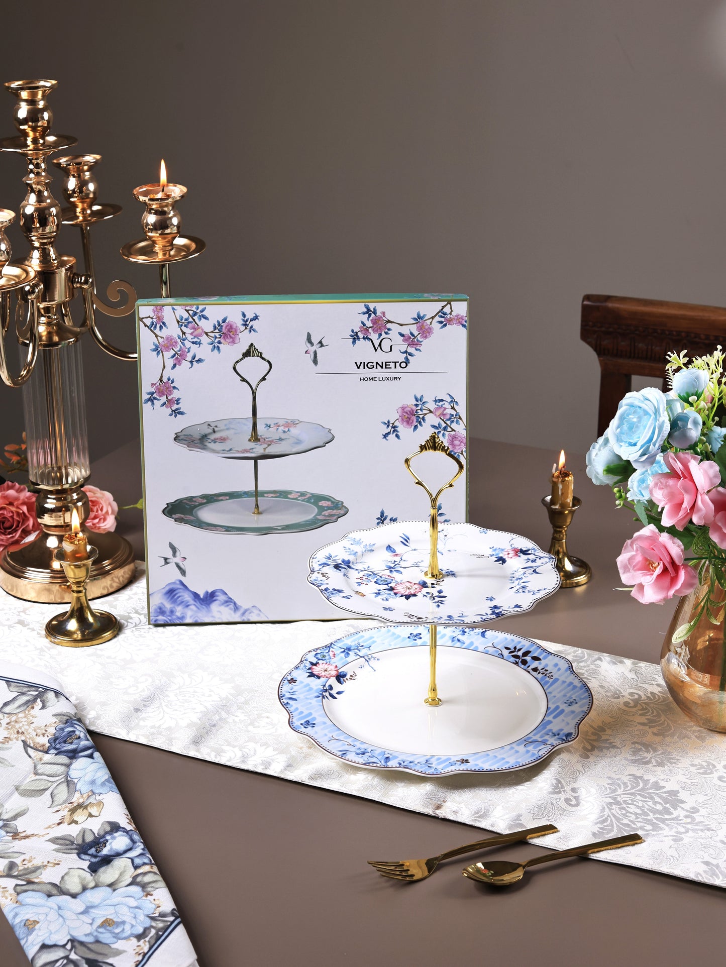 Spring Meadows Two Tier Dessert Stand - Vigneto