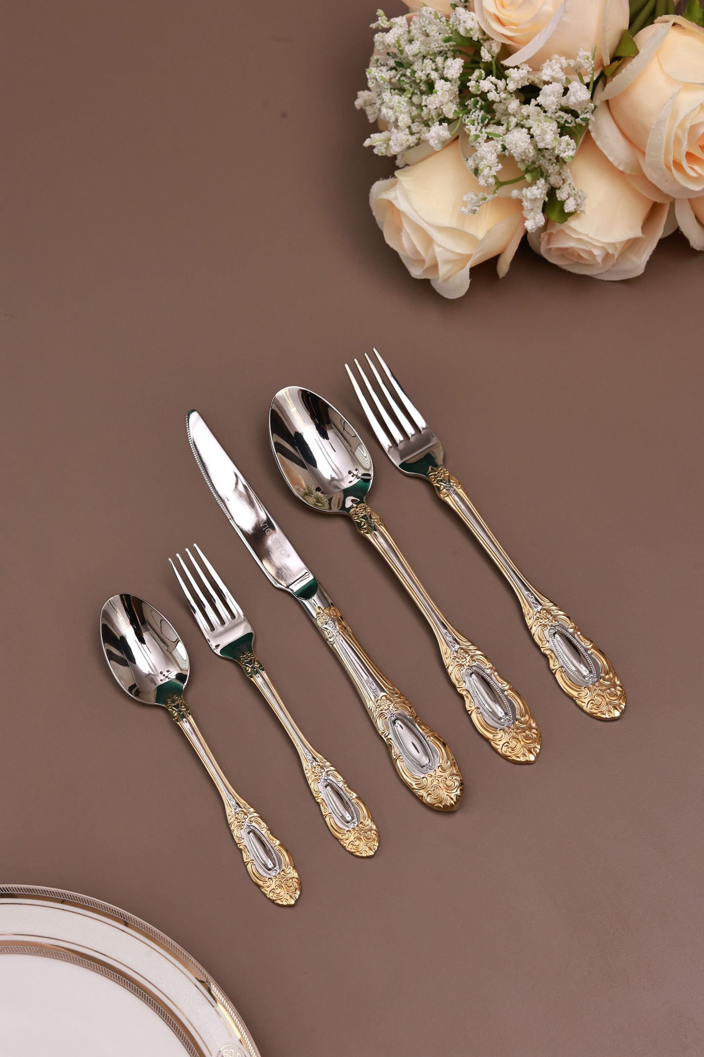 Regal Medallion 65 Pcs Cutlery Set (Palace Collection, 24K Gold Plated)