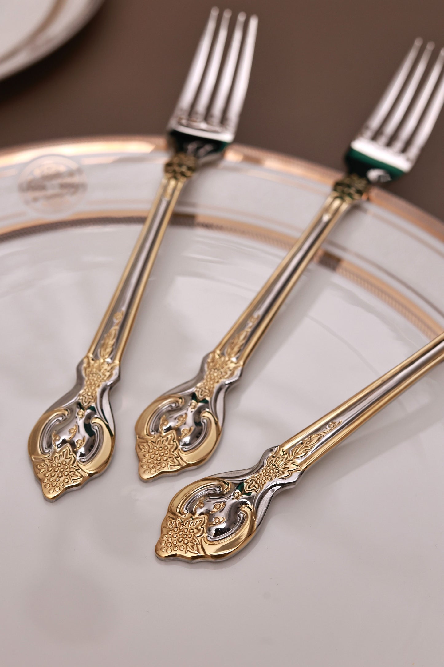 Vineyard Gold 65 Pcs Cutlery Set (Palace Collection, 24K Gold Plated)