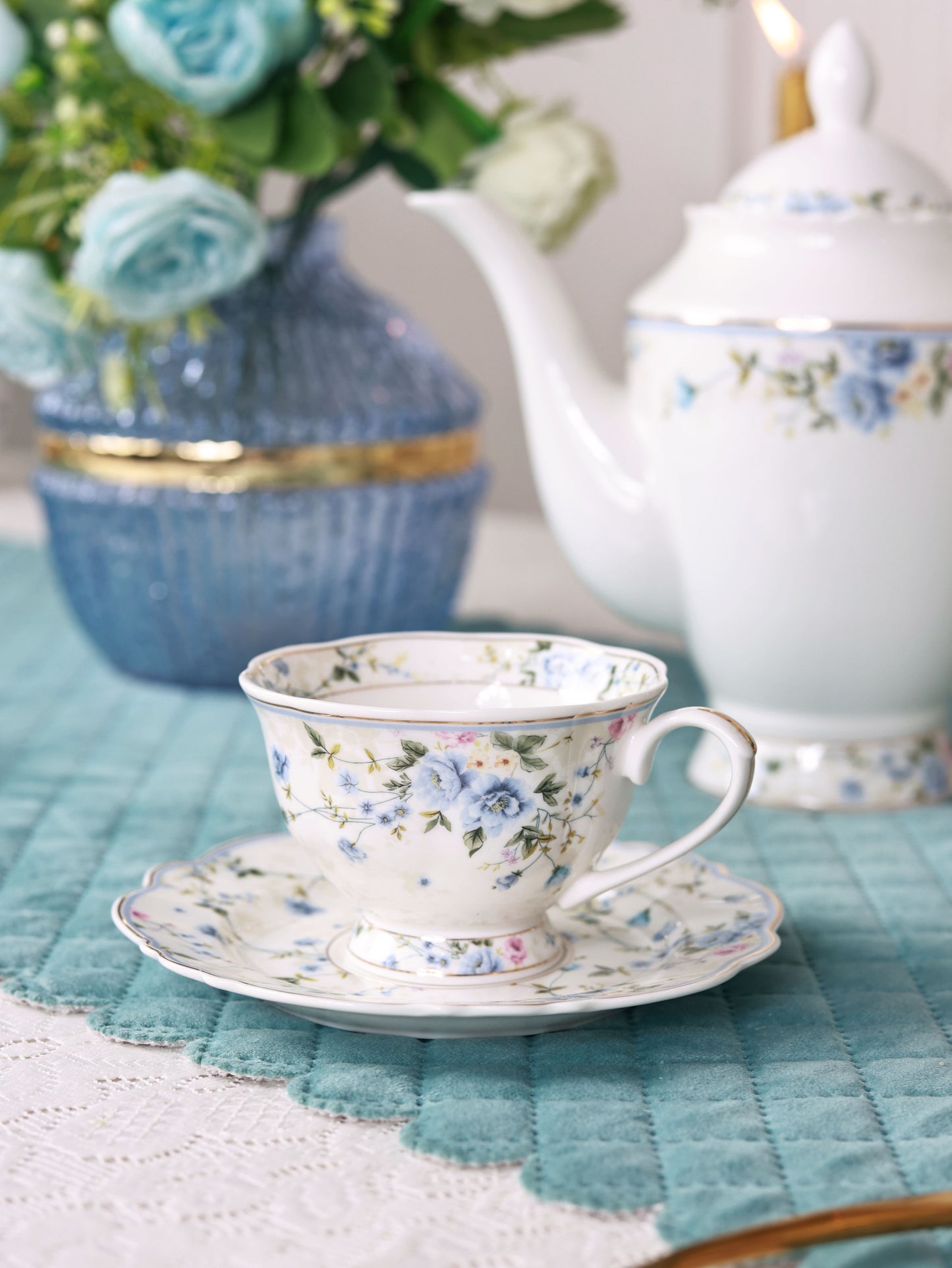 Yorkshire bloom 15 Pcs Tea Set (Vintage Collection)