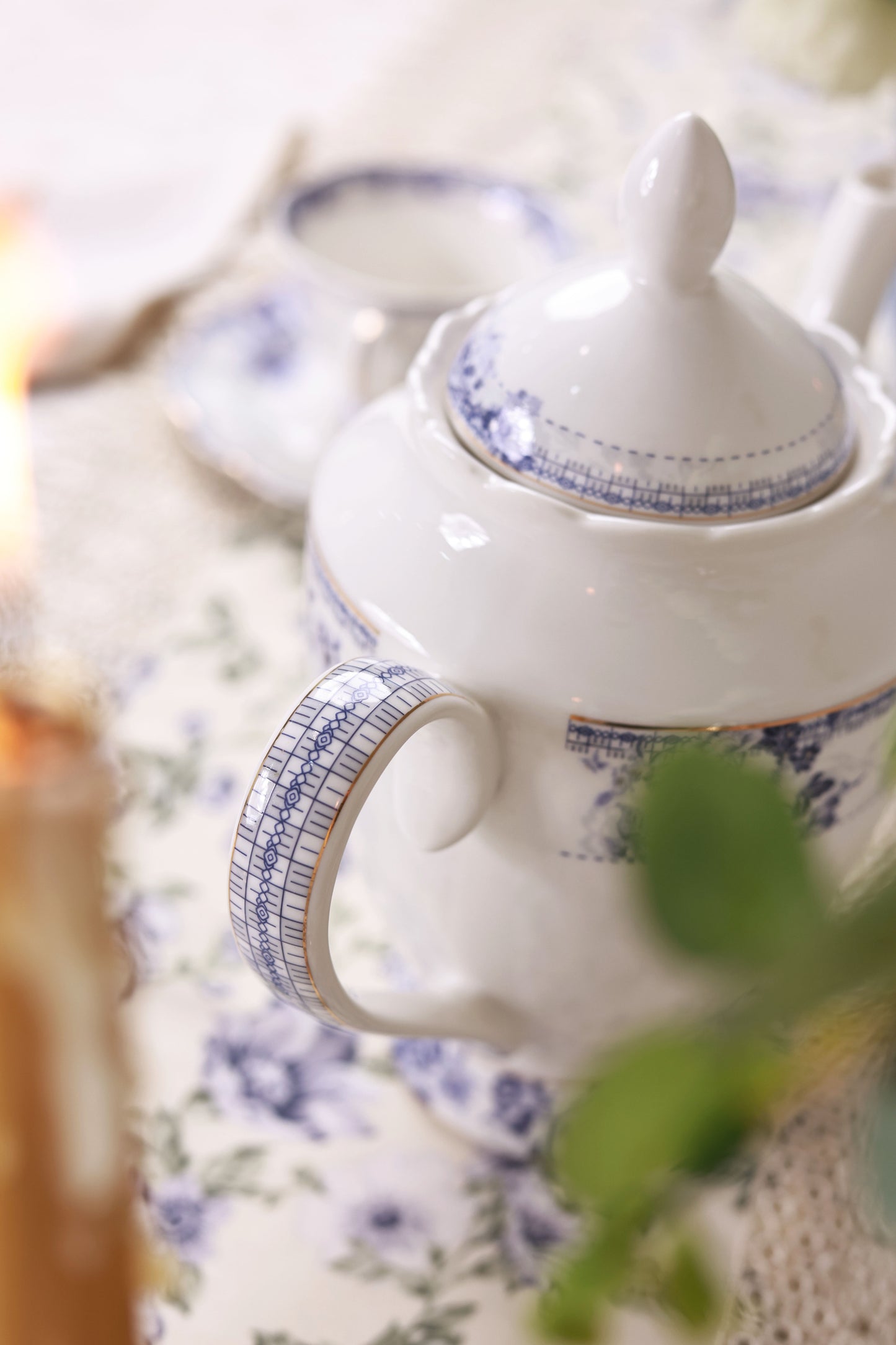 Jardin de Jouy 15 Pcs Tea Set (Vintage Collection)