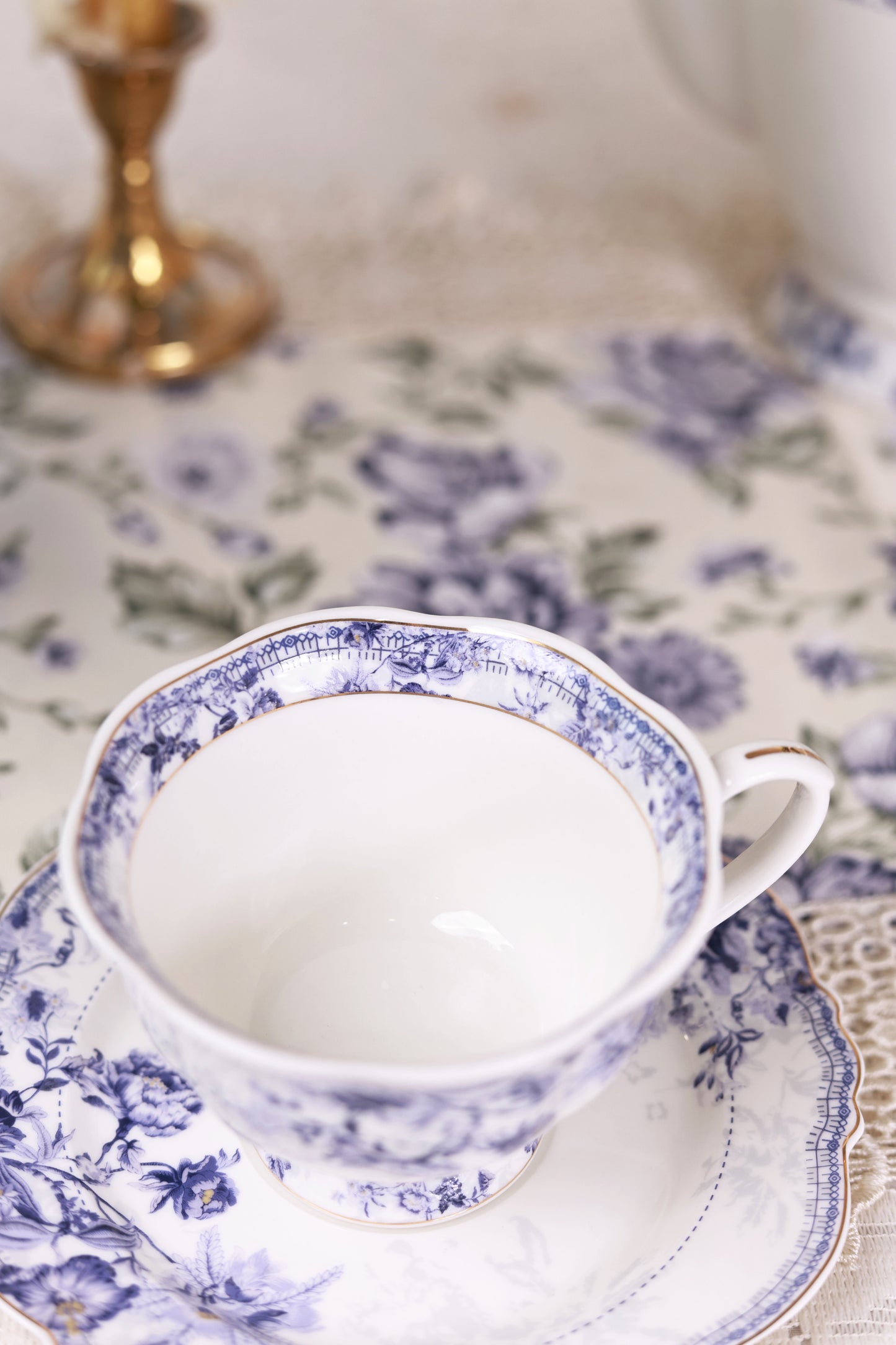 Jardin de Jouy 15 Pcs Tea Set (Vintage Collection)