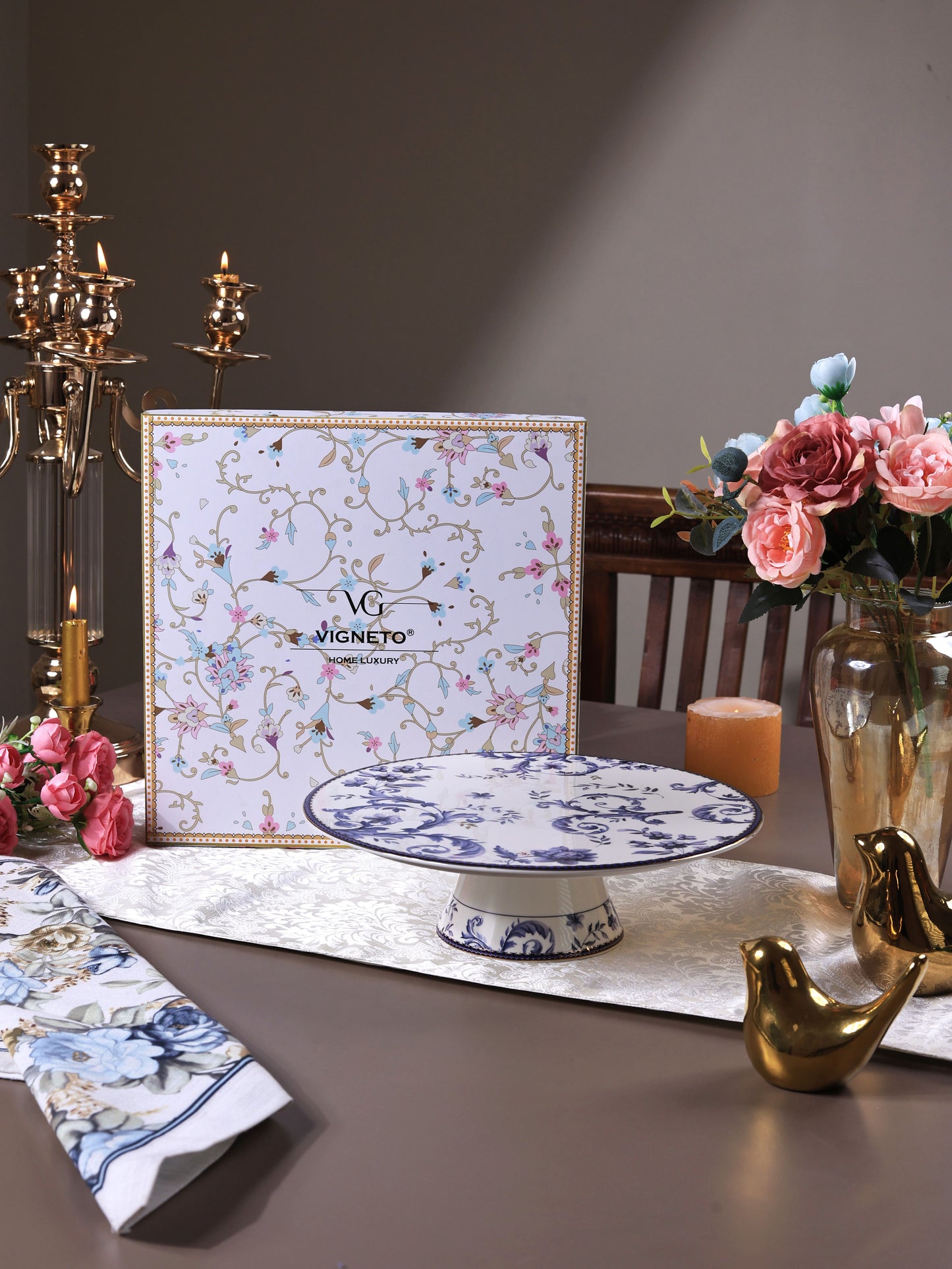 Midnight Blue Cake Stand - Vigneto