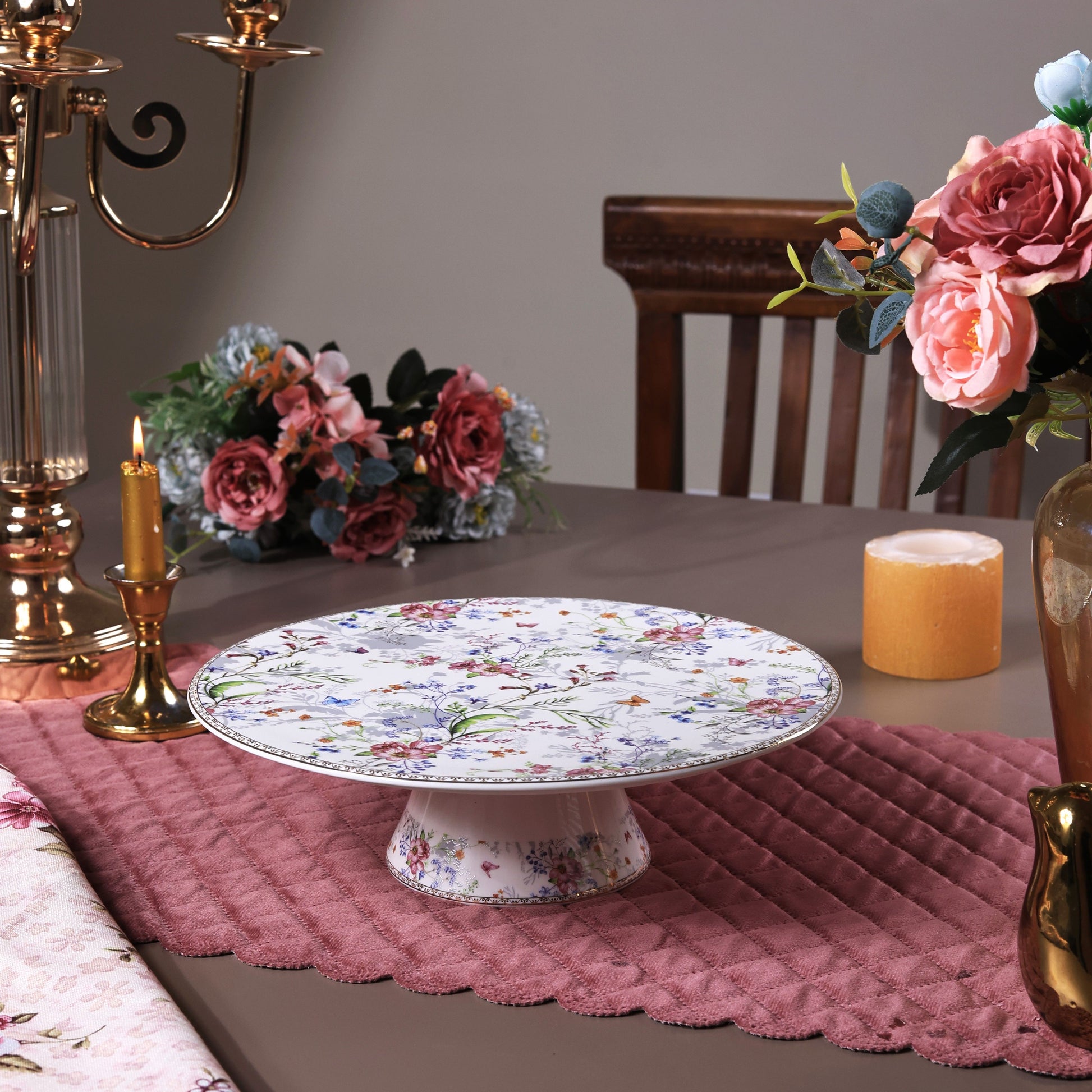Flower Bed Cake Stand - Vigneto