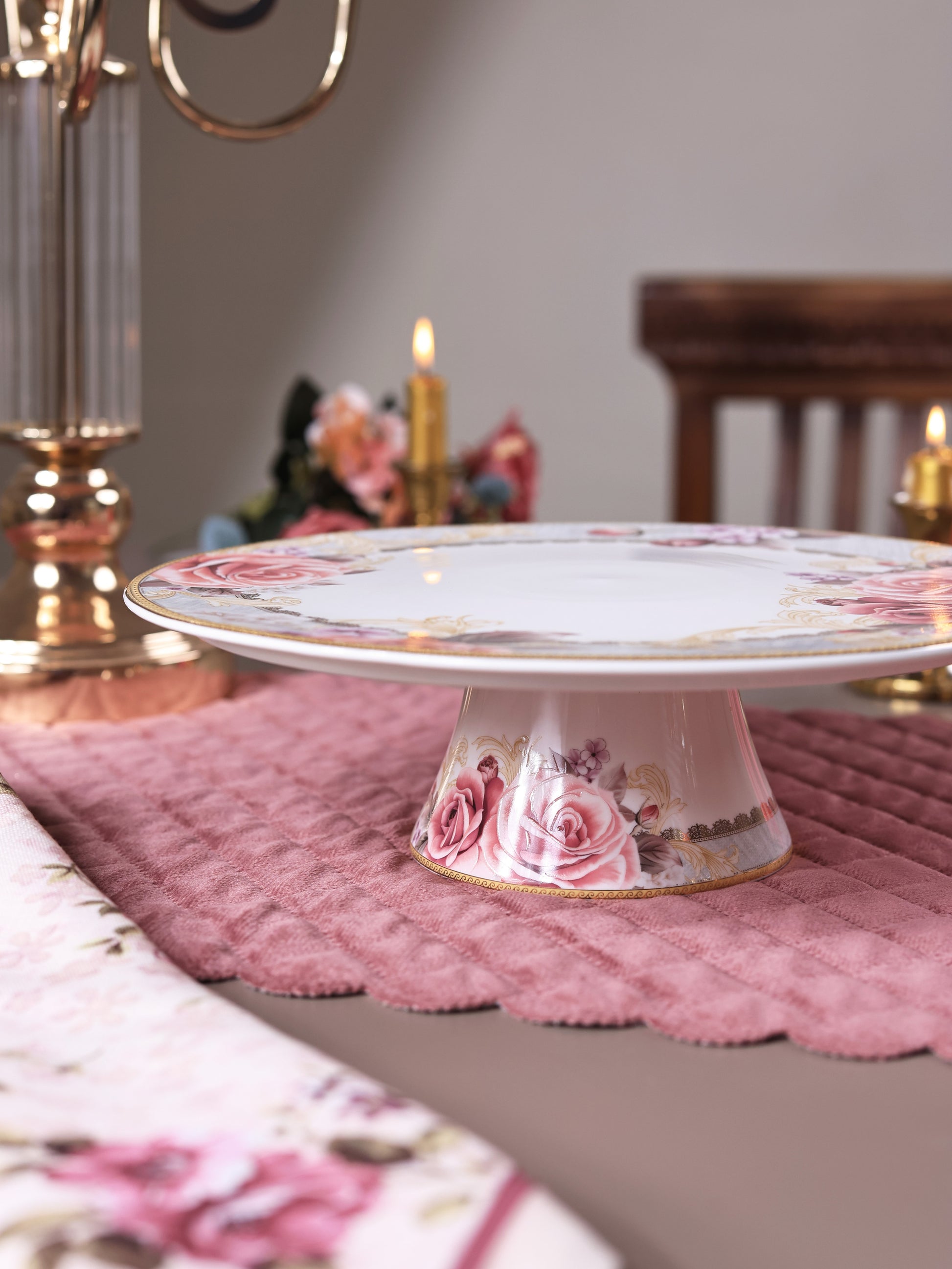 Gold Roses Cake Stand - Vigneto