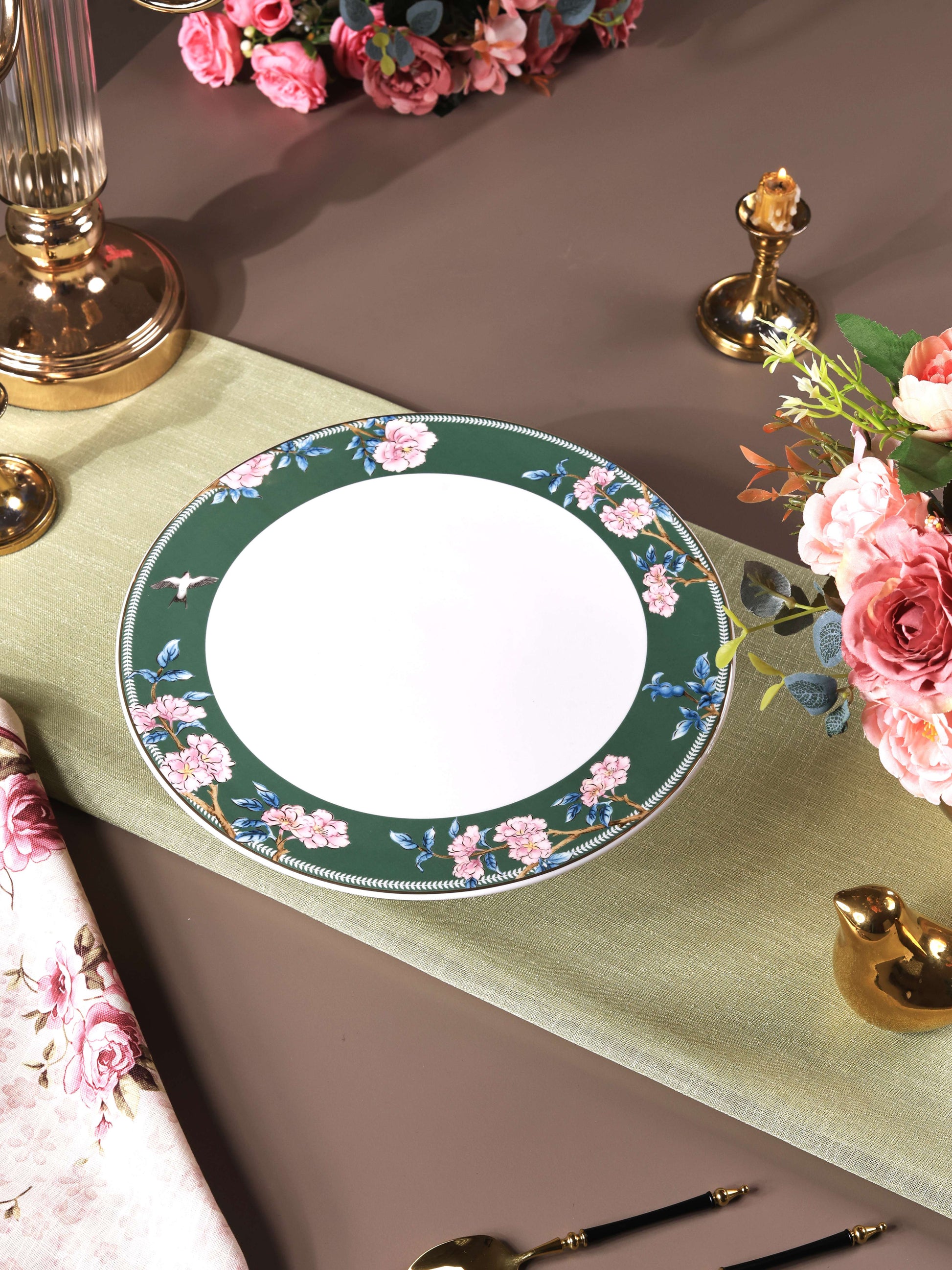 Victorian Green Cake Stand - Vigneto