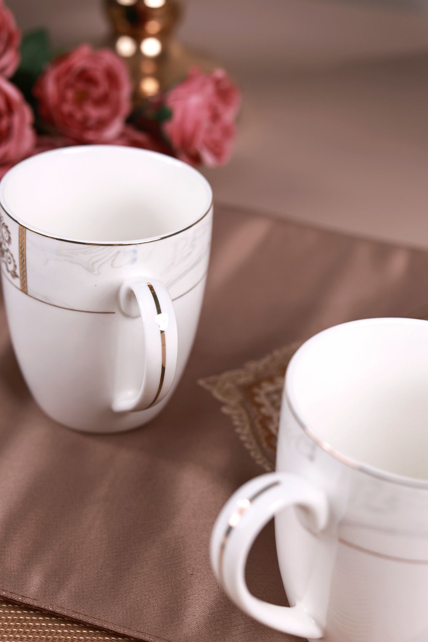 Regency Gold 6 Pcs Coffee & Platter Set (4 Mugs, 1 Square Platter, 1 Snack Platter)
