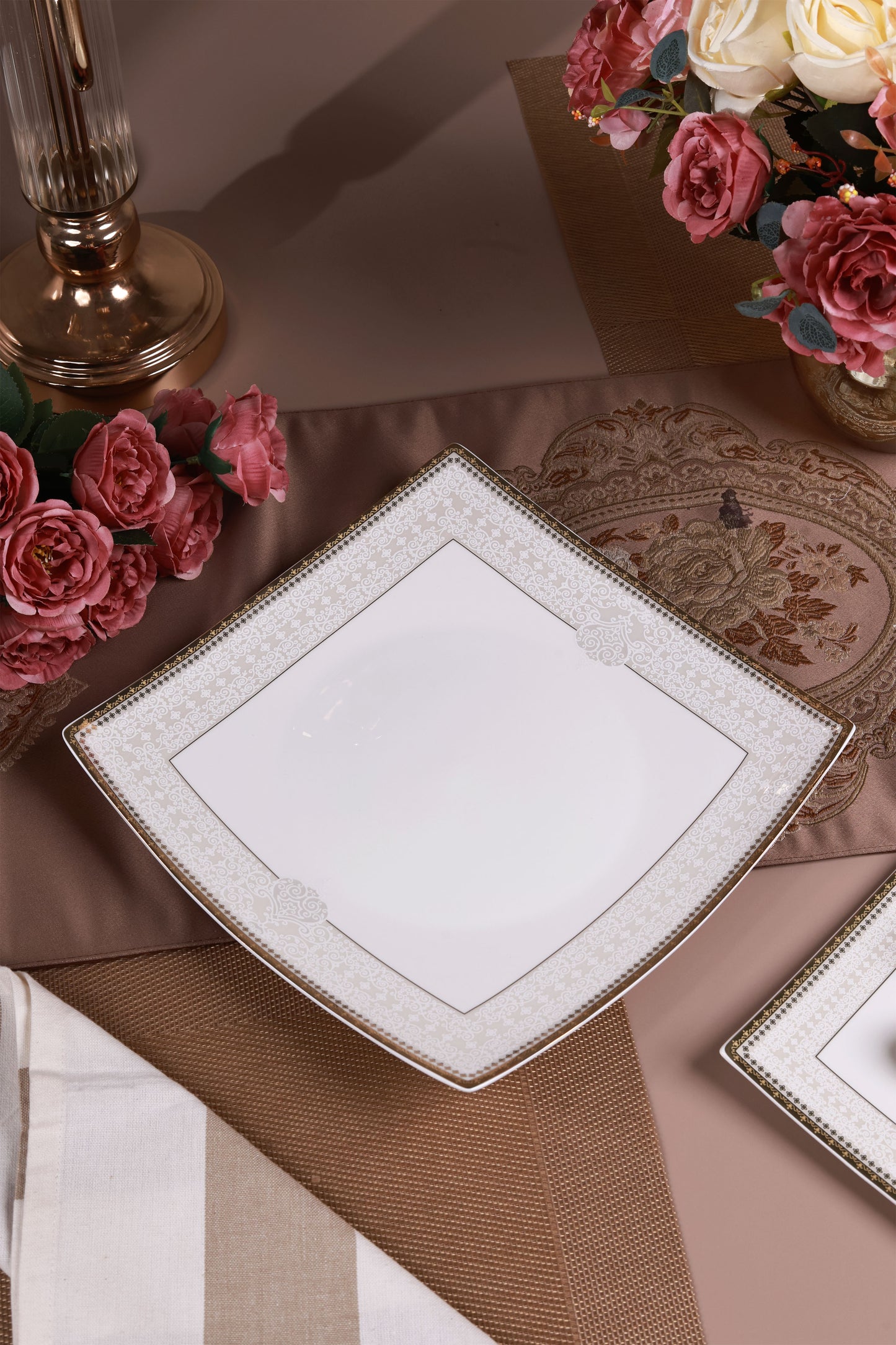 Persian Ivory 6 Pcs Coffee & Platter Set (4 Mugs, 1 Square Platter, 1 Snack Platter)