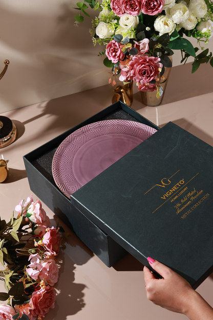 Mauve Cake Stand (Metal Collection, 24K Gold)