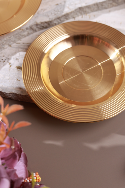 Grey Cup and Saucer Set (Metal Collection, 24K Gold)
