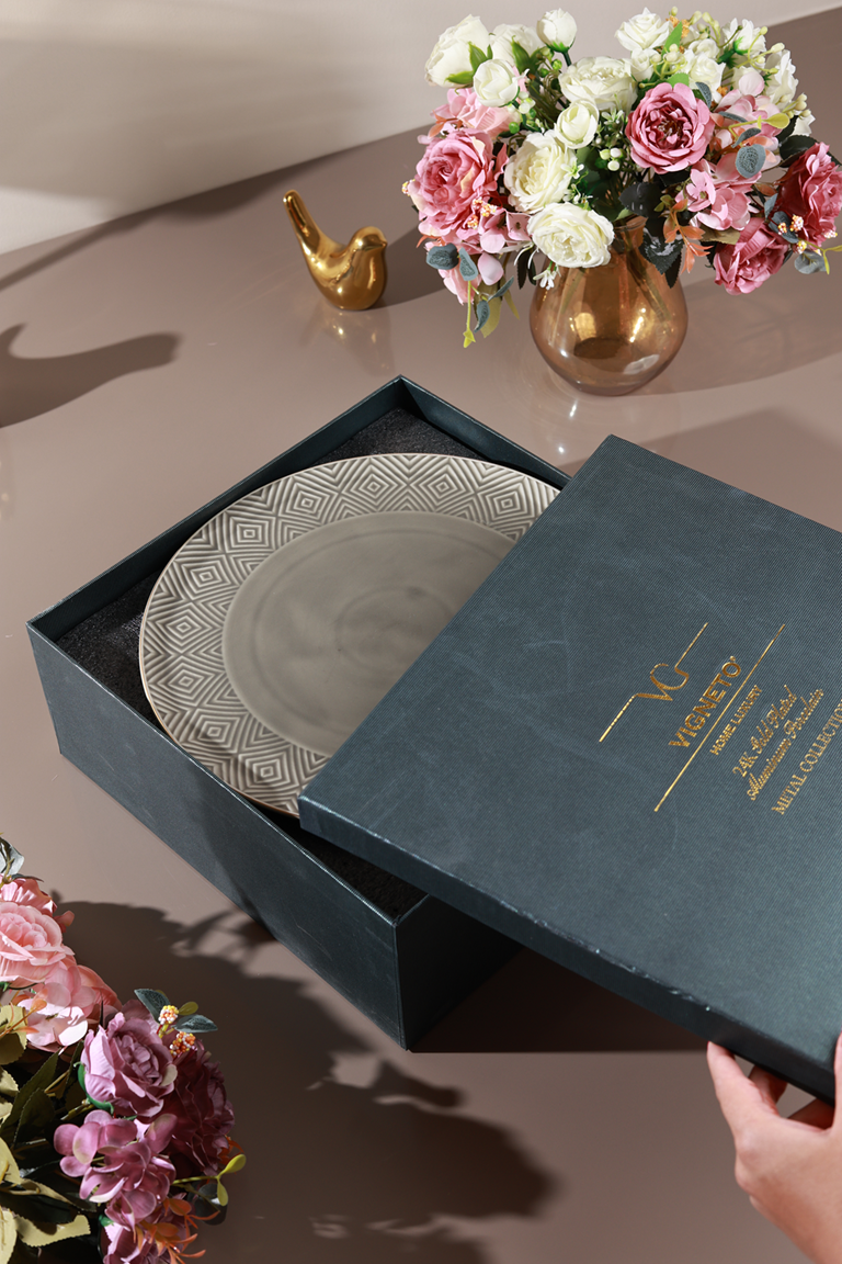 Grey Cake Stand (Metal Collection, 24K Gold)