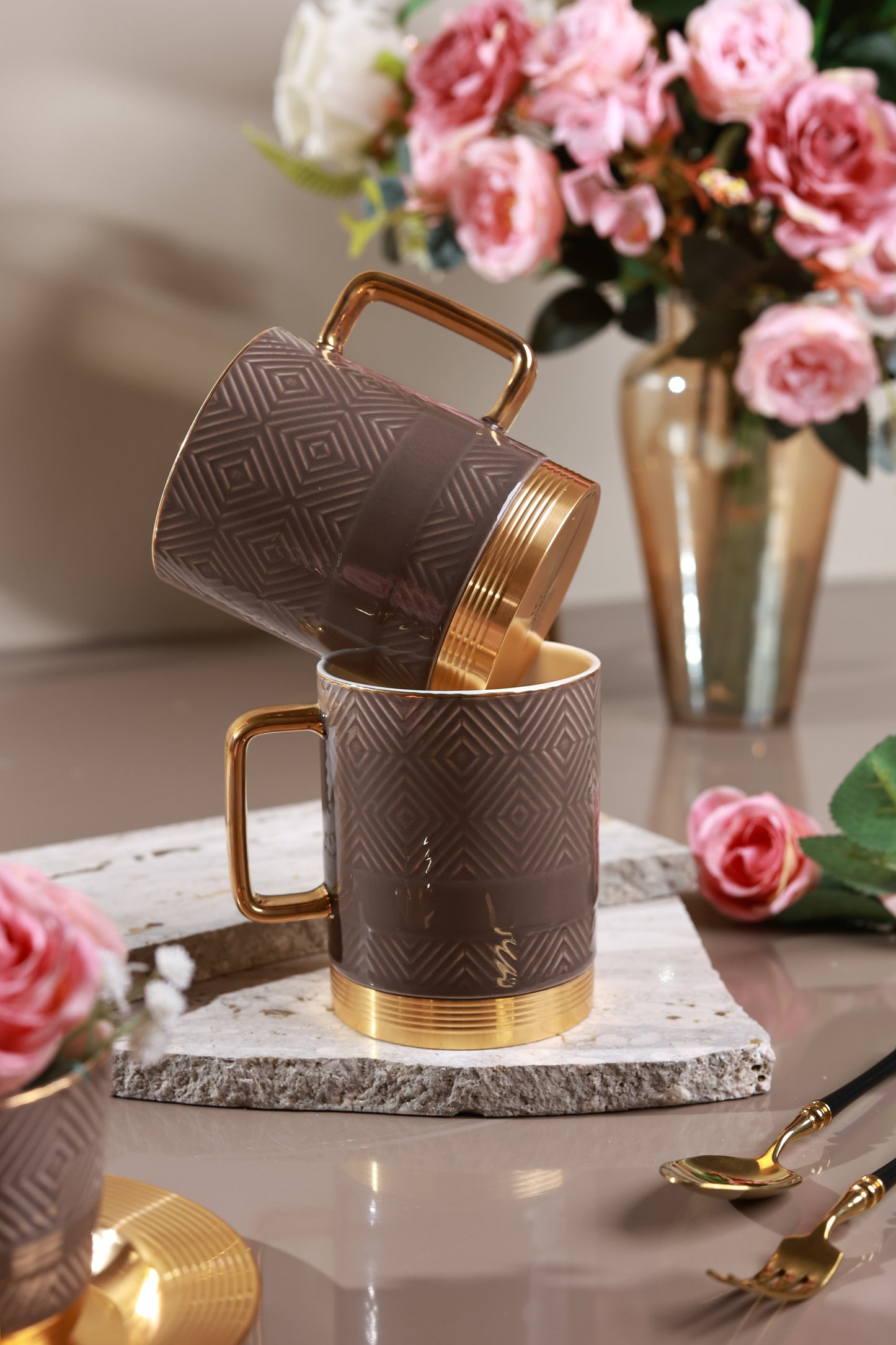 Chestnut Set of 2 Coffee Mugs (Metal Collection, 24K Gold, 300 ML)