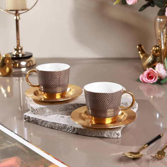 Chestnut Cup and Saucer Set (Metal Collection, 24K Gold)