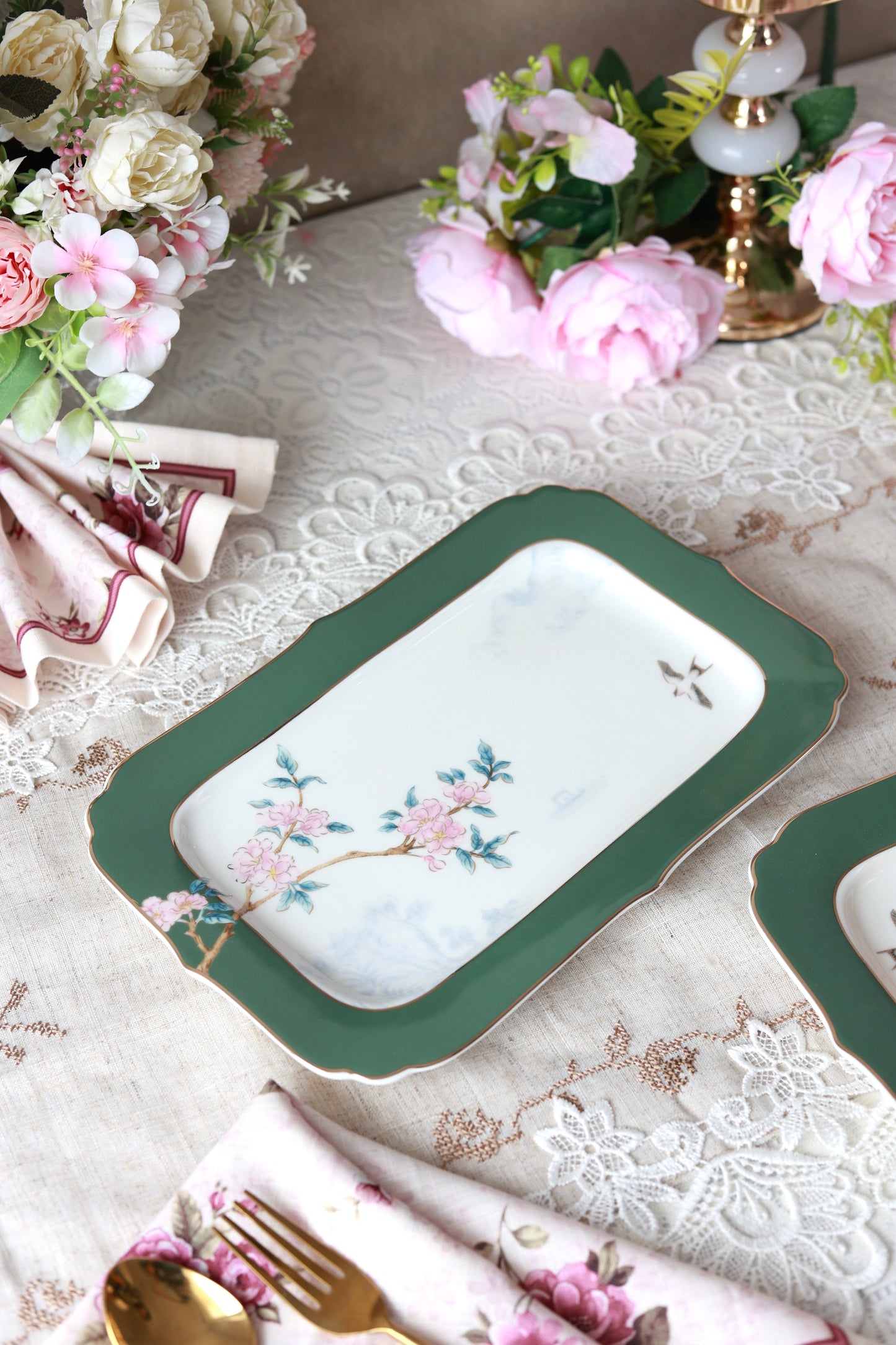 Victorian Green Snack Platter (Set of 2)