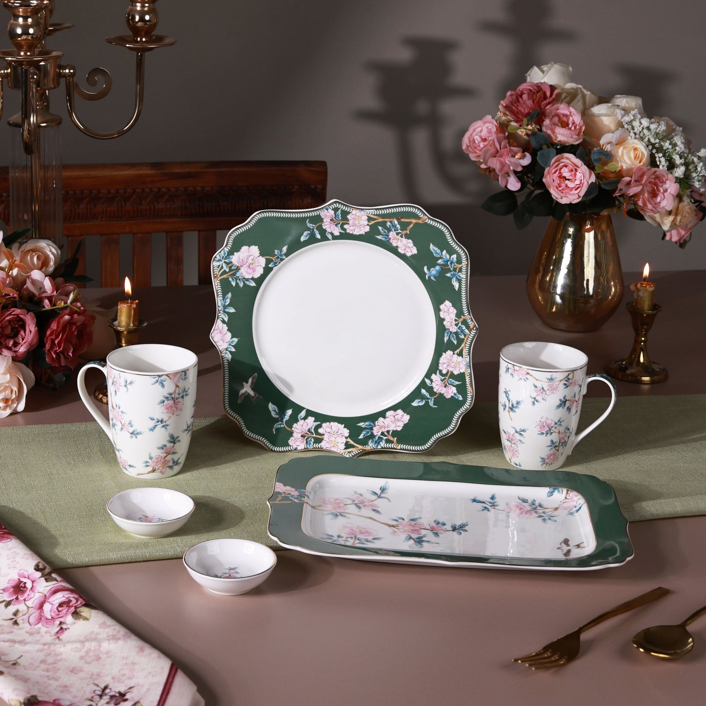 Victorian Green 8 Pcs Coffee & Platter Set (4 Mugs, 1 Square Platter, 1 Snack Platter, 2 Dip Bowls)