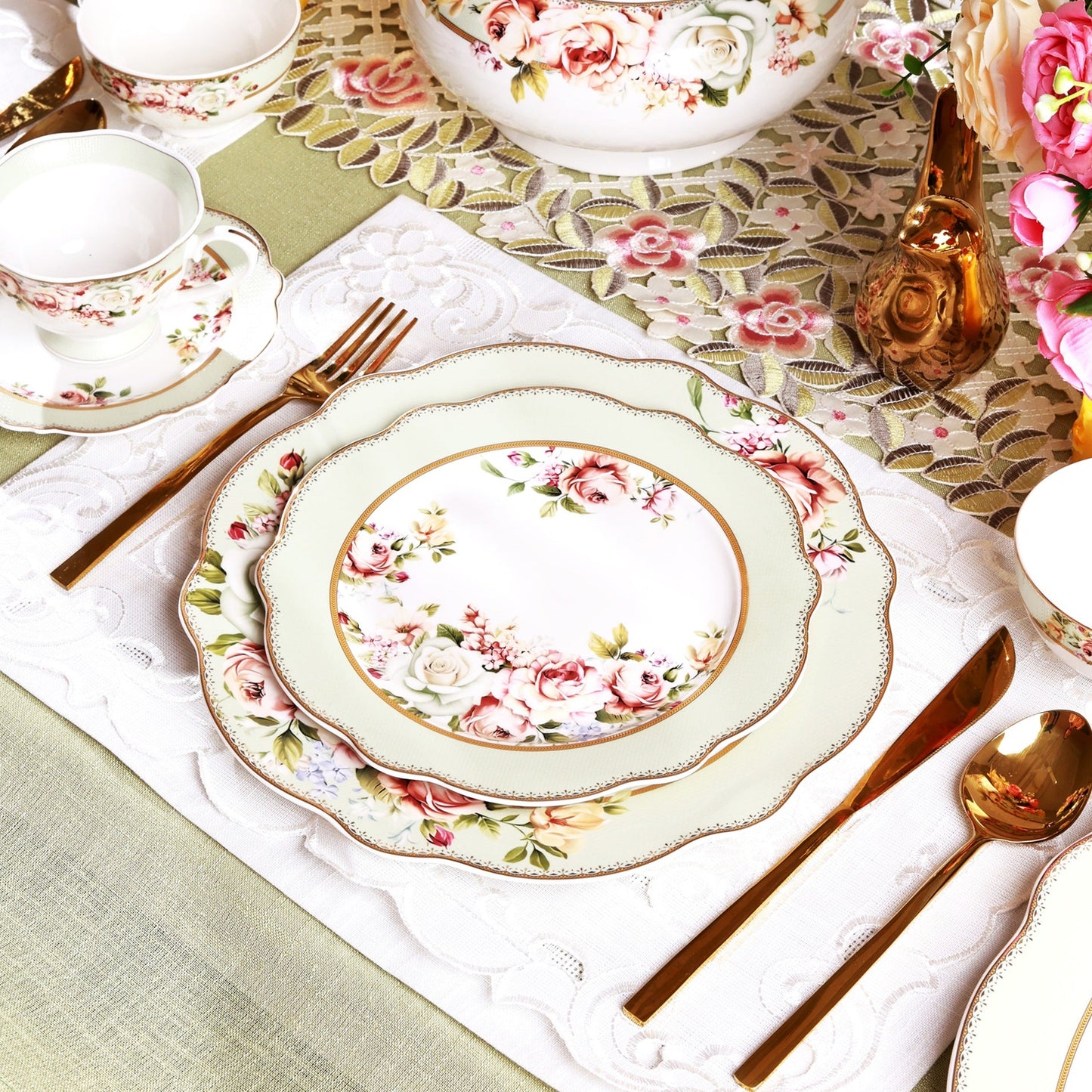 Pistachio Green 18 Pcs Dinner Set - Vigneto