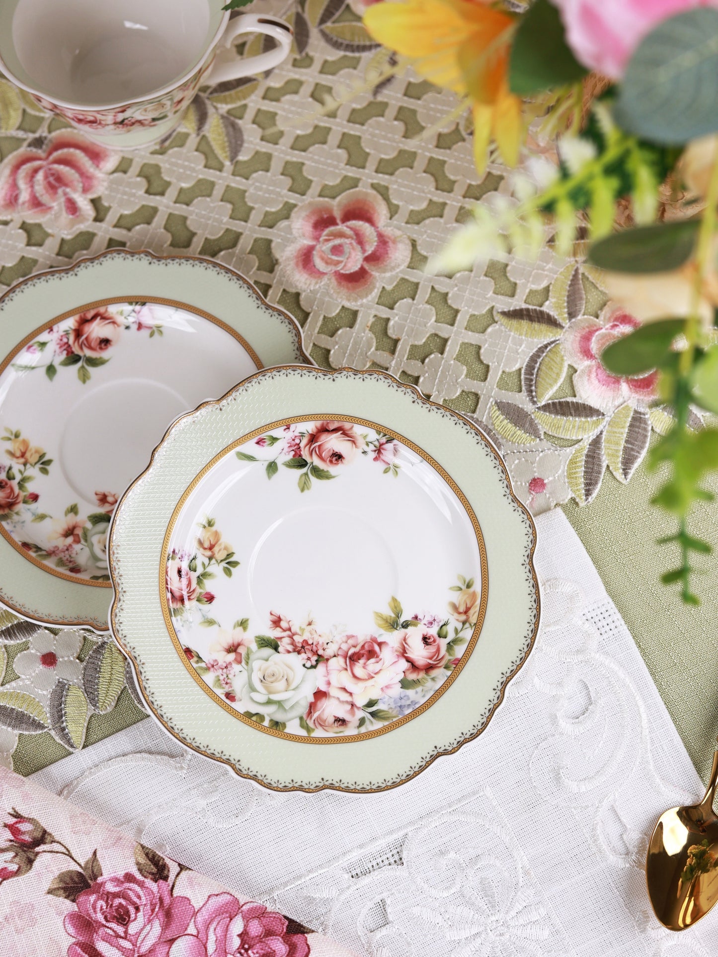 Pistachio Green Cup and Saucer Set (Vintage Collection, 6 Cups and 6 Saucers)