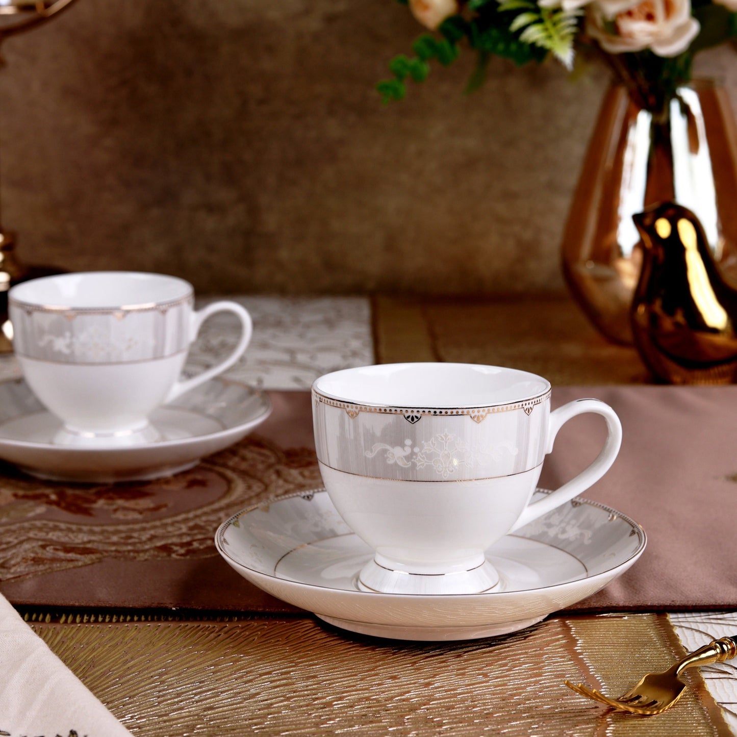 Parisian Gold Cup and Saucer Set (6 Cups and 6 Saucers)