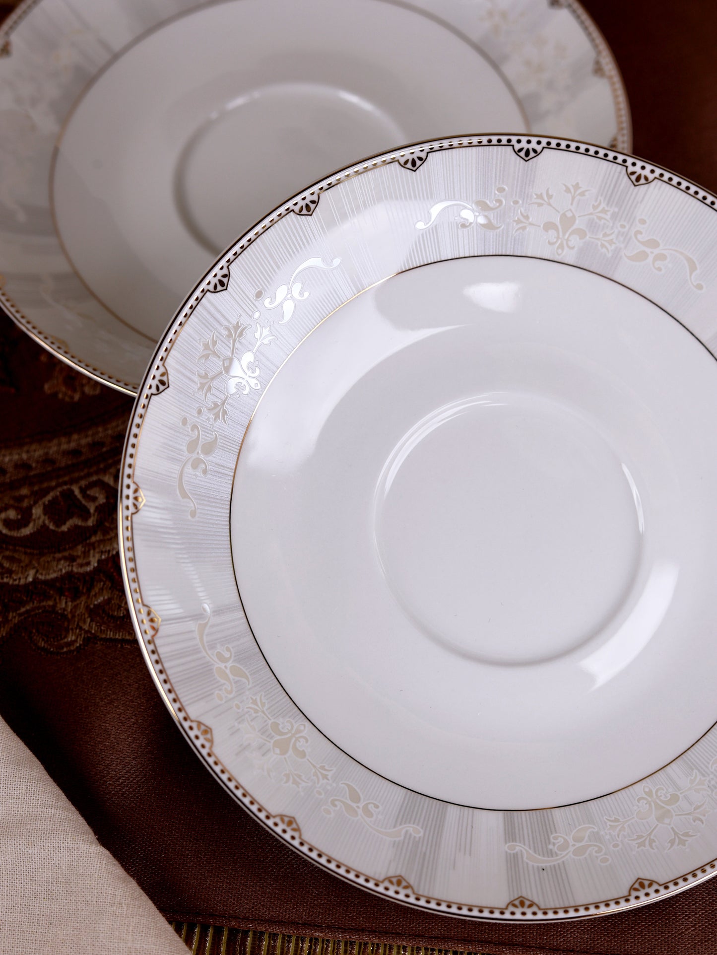 Parisian Gold 15 Pcs Tea Set