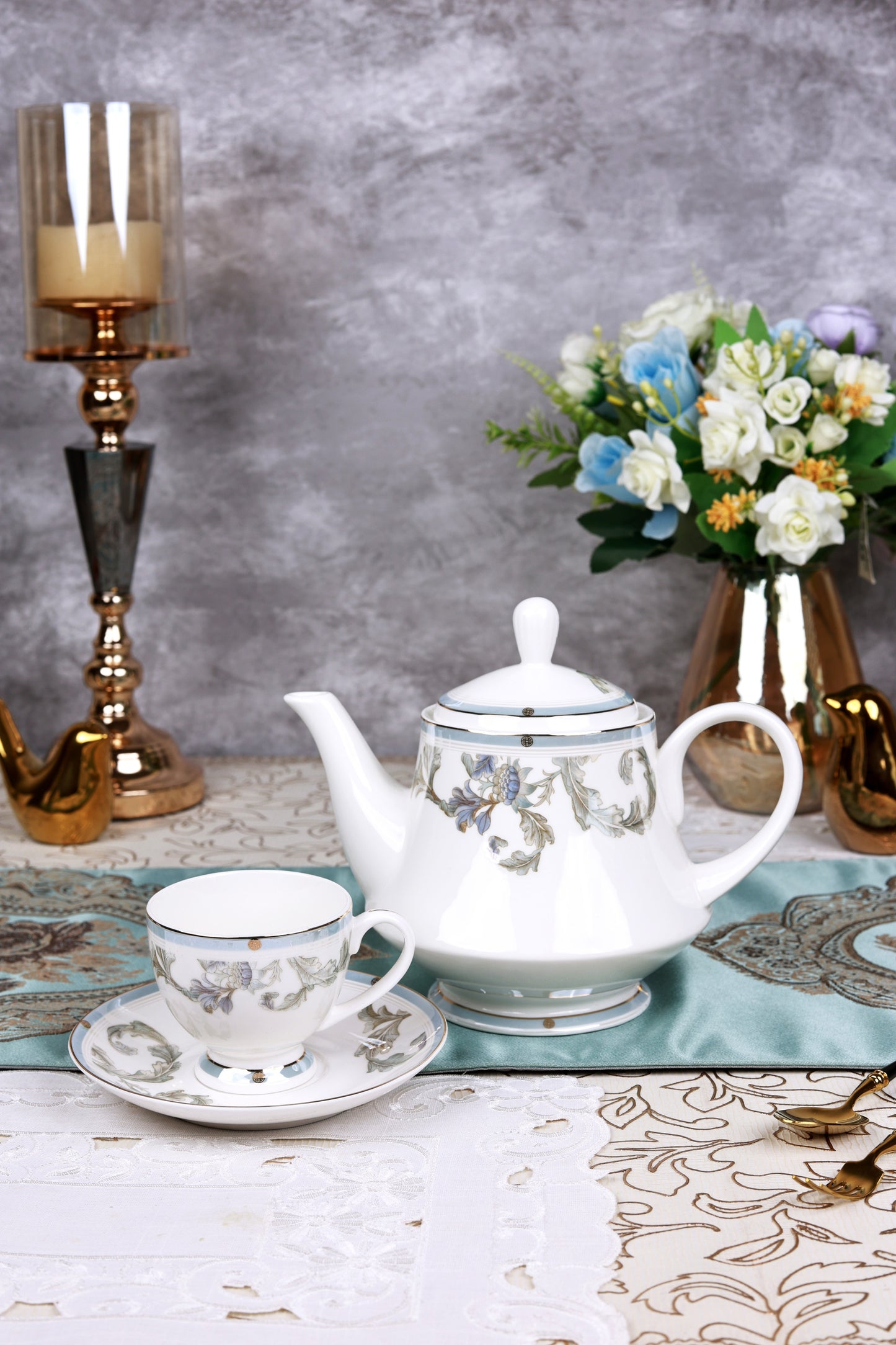 Oriental Blume 15 Pcs Tea Set
