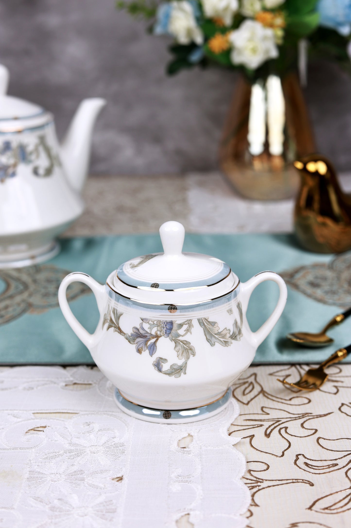 Oriental Blume 15 Pcs Tea Set