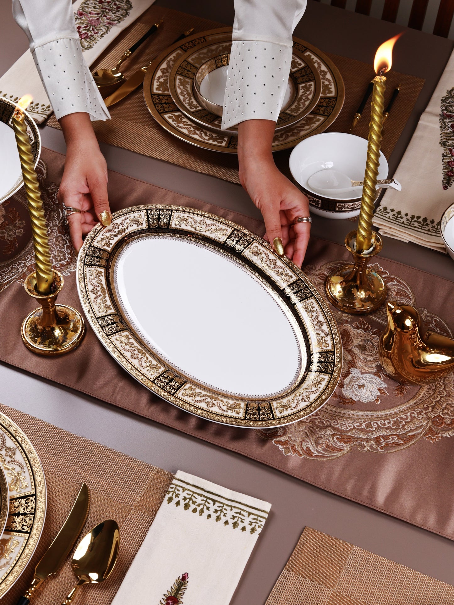 Chateau d'Or 36 Pcs Dinner Set (Palace Collection, 24K Embossed Gold)