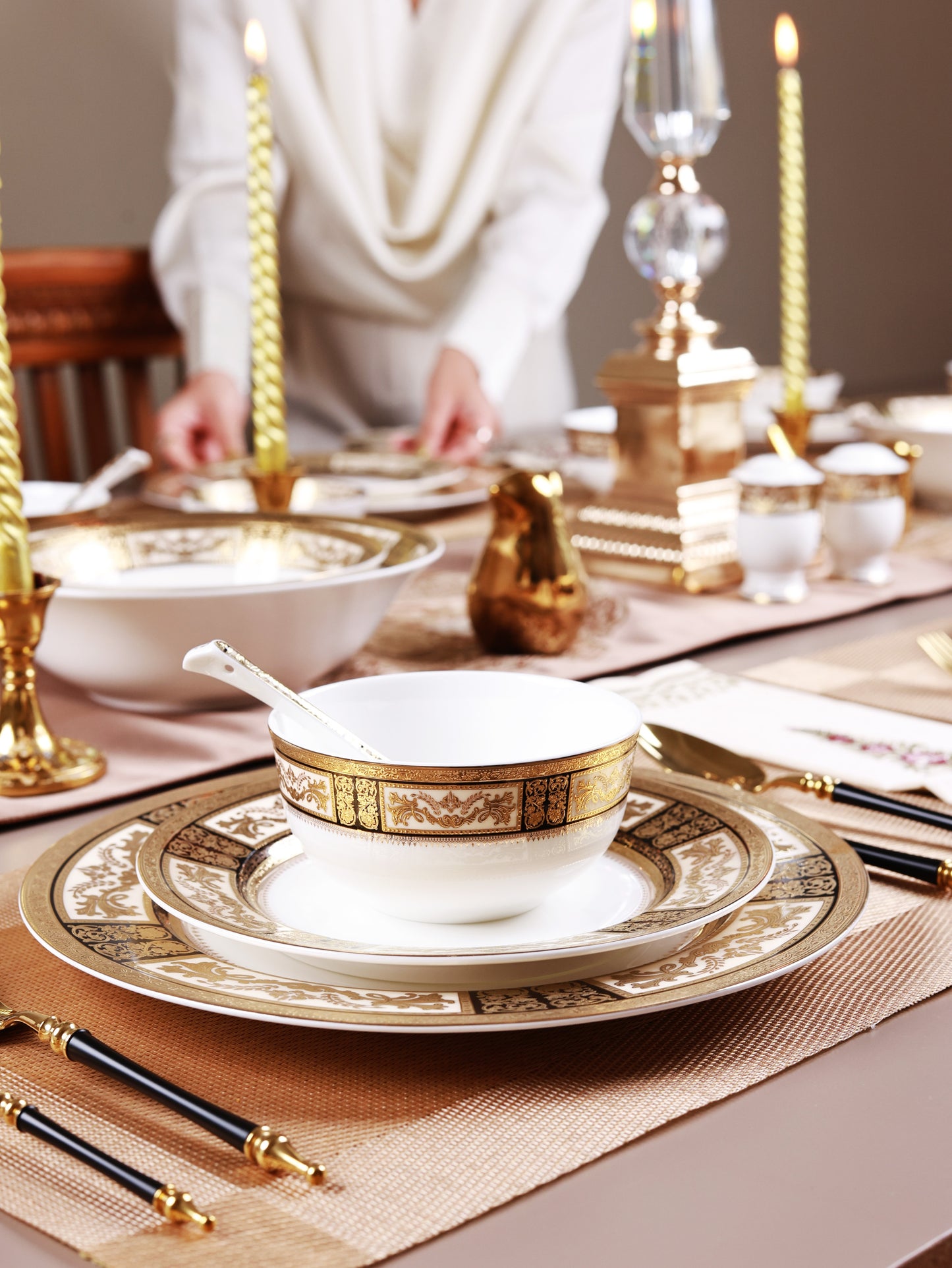 Chateau d'Or 36 Pcs Dinner Set (Palace Collection, 24K Embossed Gold)