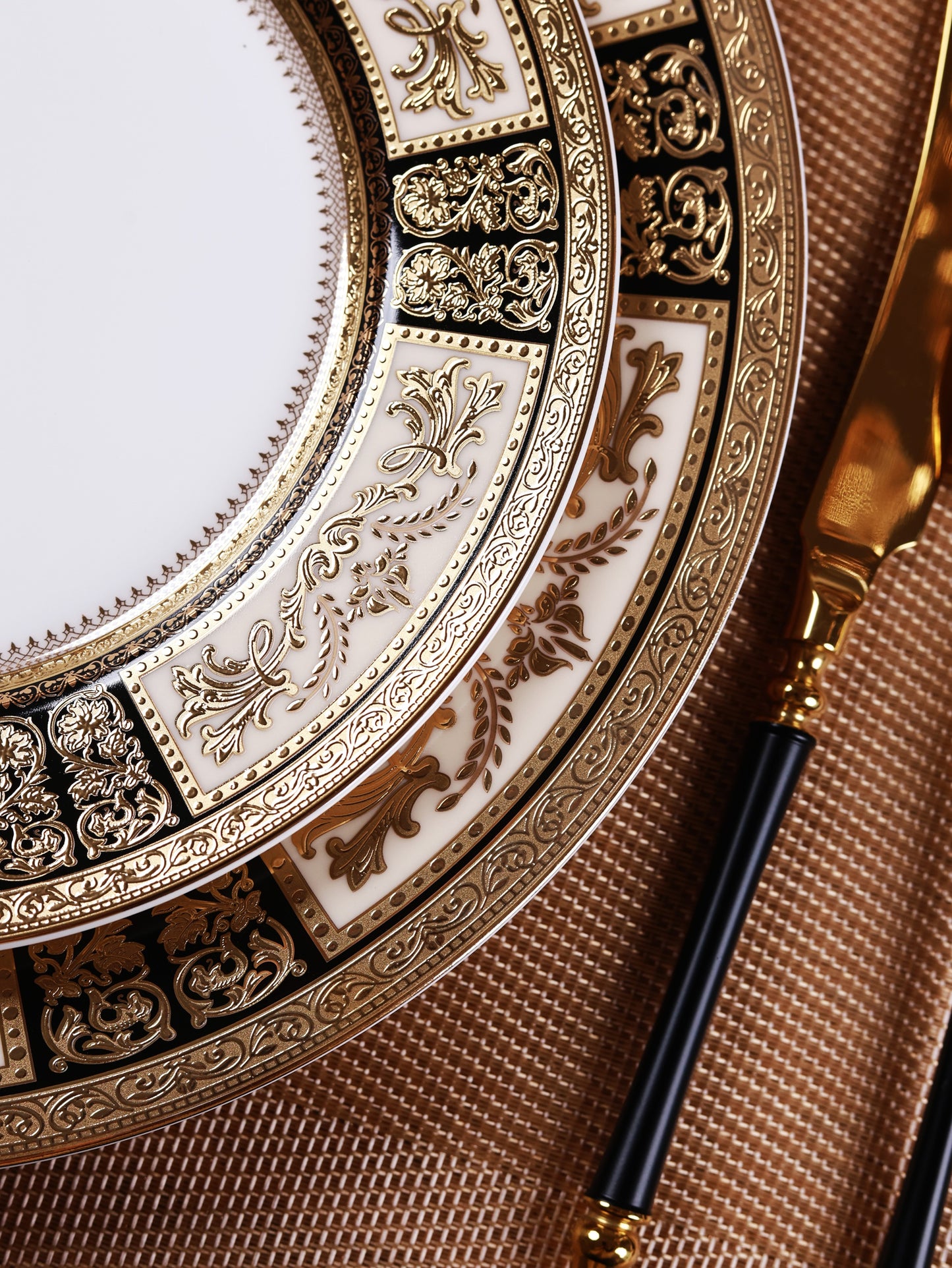 Chateau d'Or 36 Pcs Dinner Set (Palace Collection, 24K Embossed Gold)