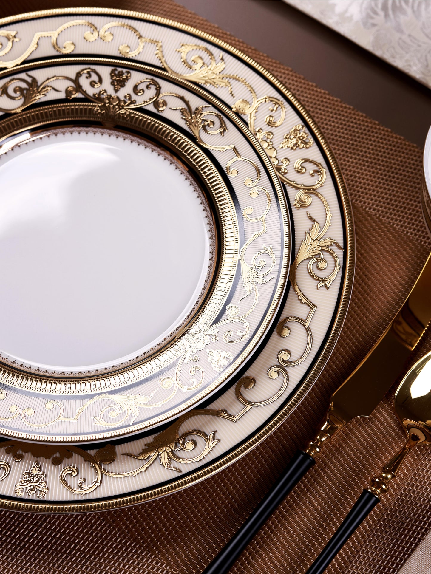 Gilded Realm 36 Pcs Dinner Set (Palace Collection, 24K Embossed Gold)