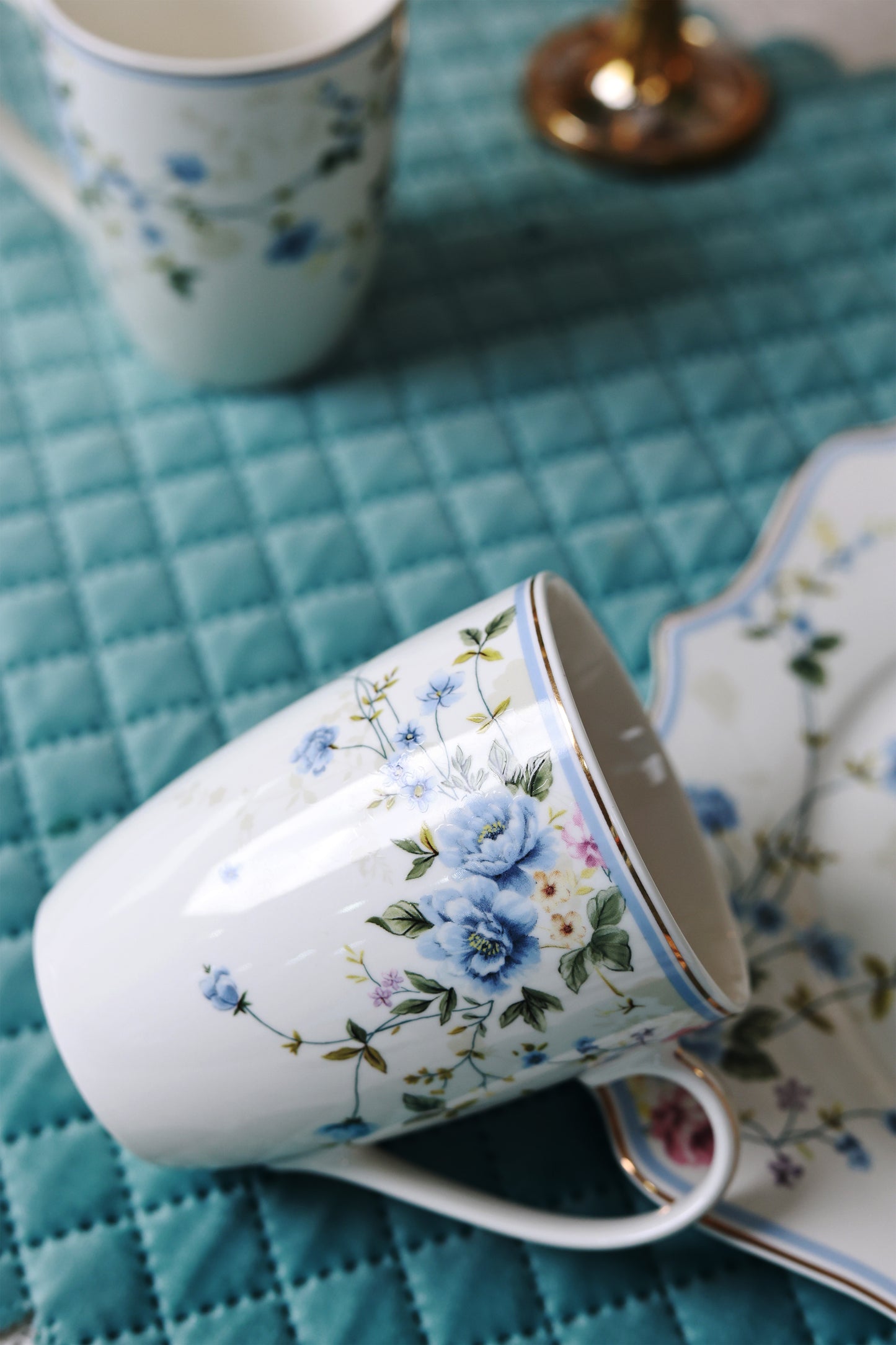 Yorkshire Bloom 8 Pcs Coffee & Platter Set (4 Mugs, 1 Square Platter, 1 Snack Platter, 2 Dip Bowls)