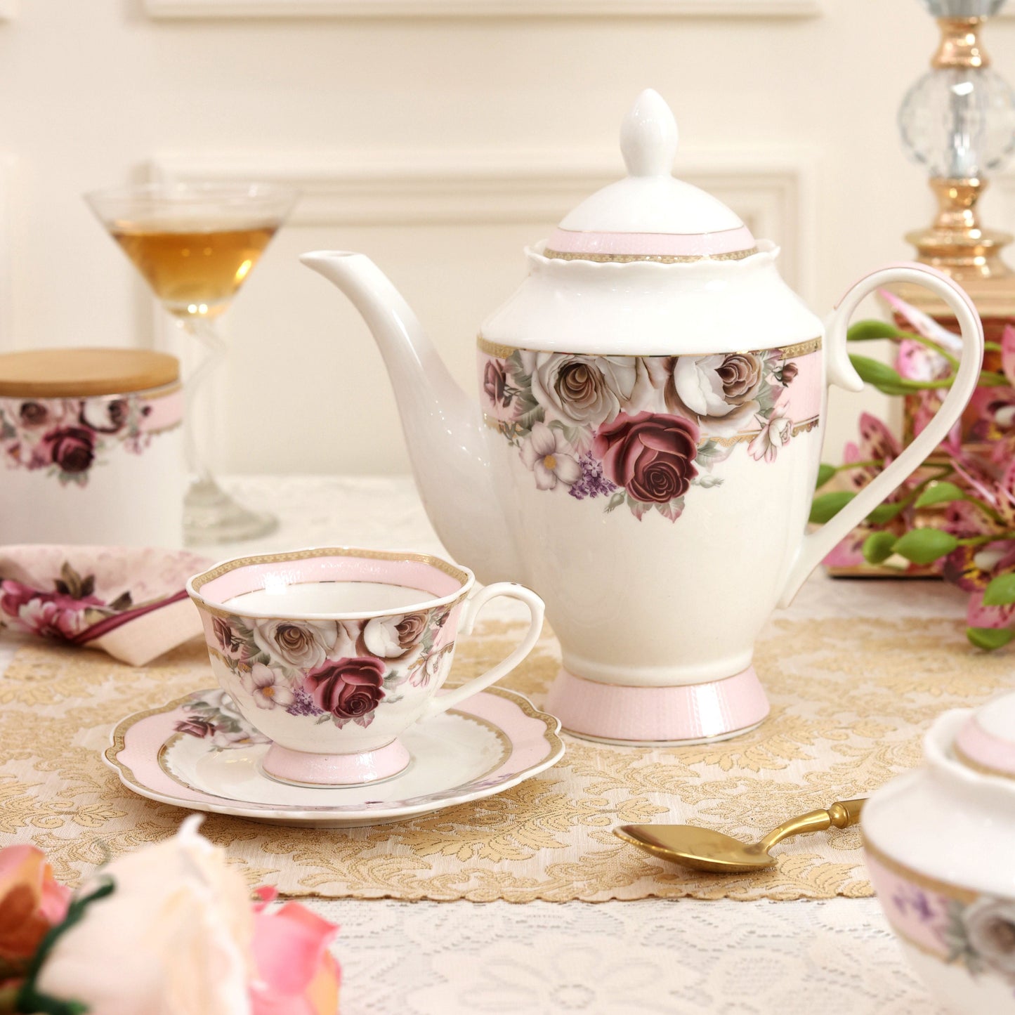 Rose Garden 15 Pcs Tea Set (Vintage Collection)