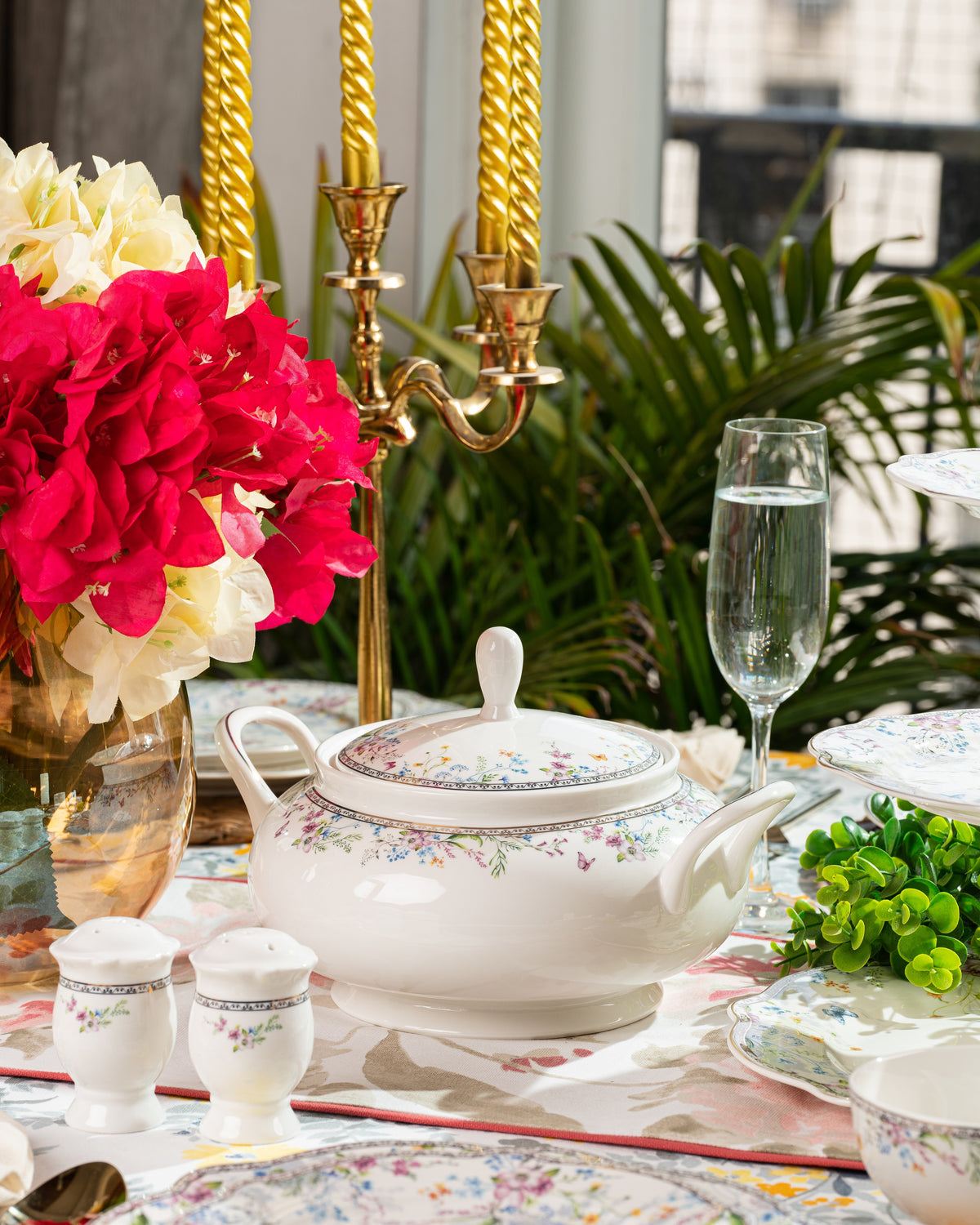 Flower Bed 51 Pcs Dinner Set – Vigneto