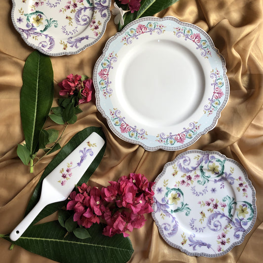 Purple Flower Snack Set (1 Dinner Plate, 6 Quarter Plates, 1 Server) - Vigneto