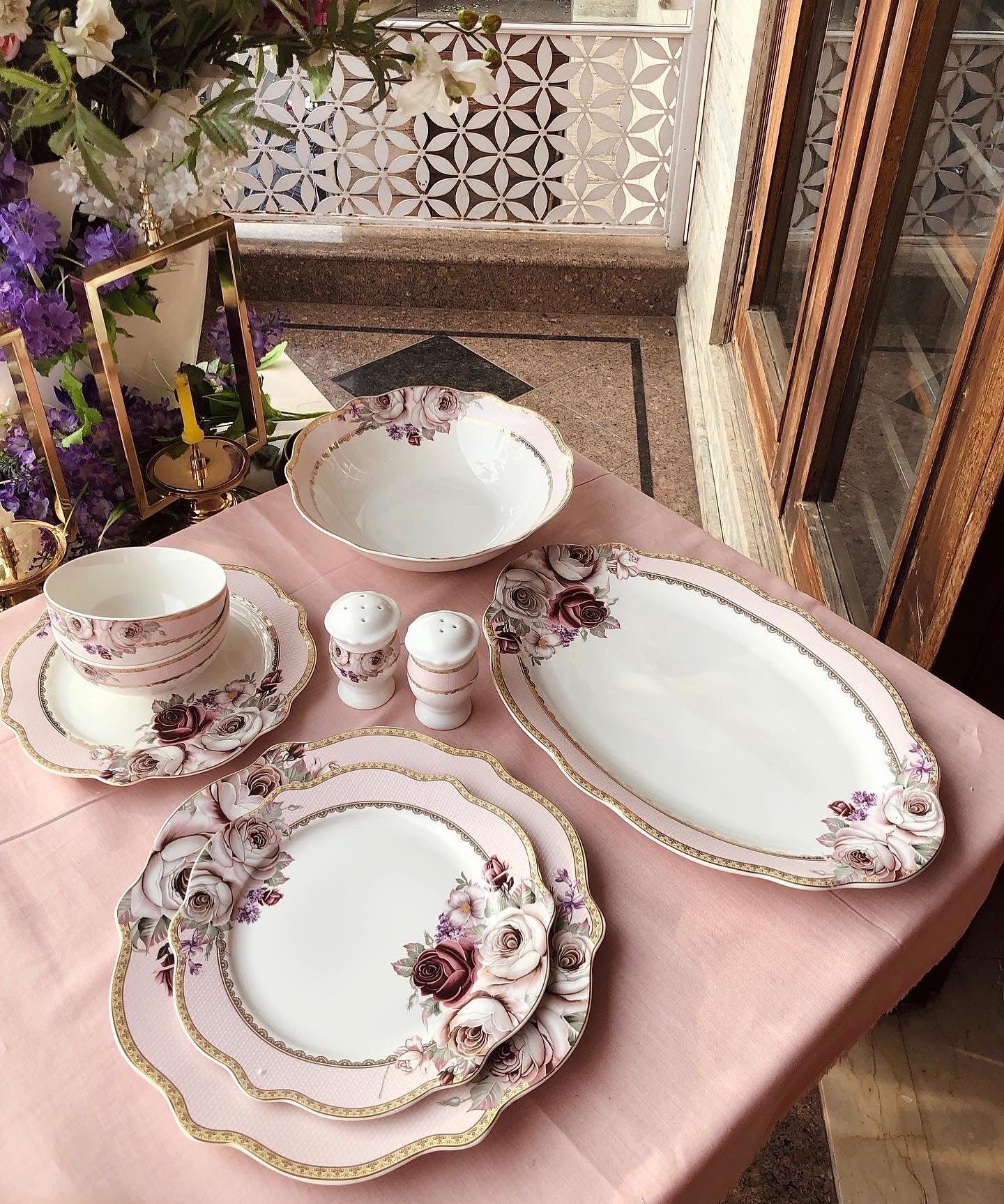 Buy ExclusiveLane Ceramic Dinner Set - Quarter Plates, With Katoris, Hut  Dining' Hand-painted Online at Best Price of Rs 5249 - bigbasket