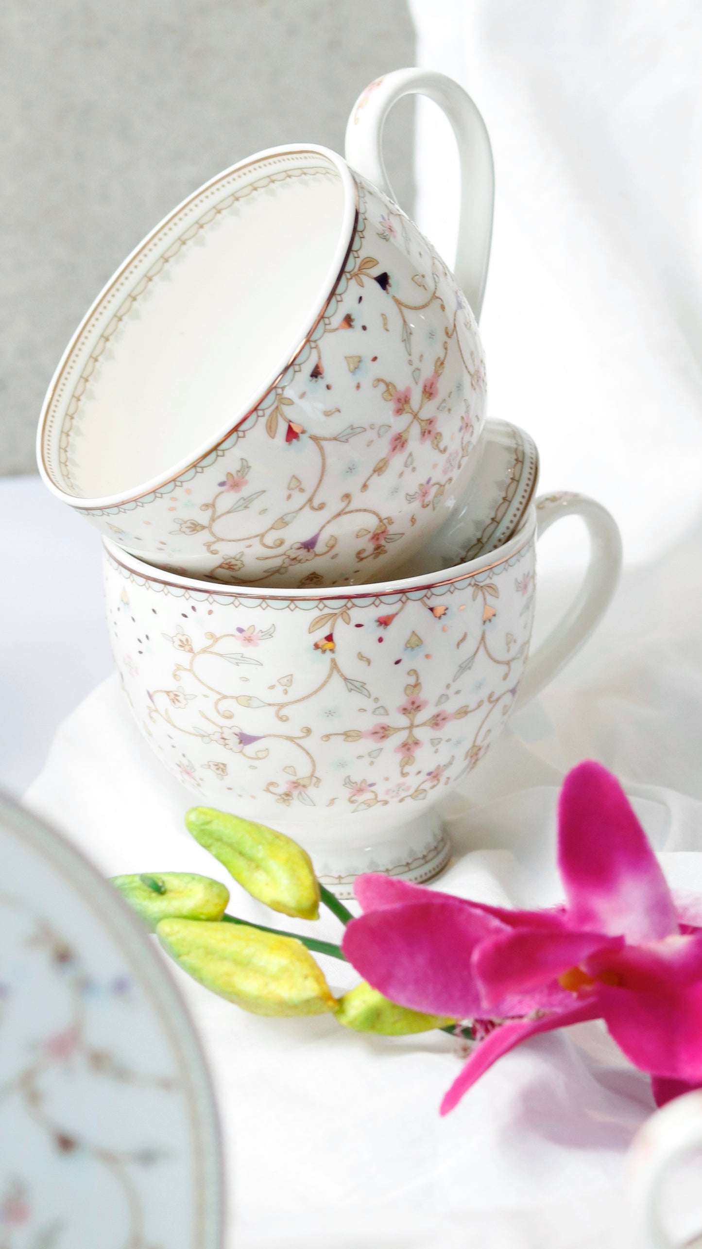 White Pattern 15 Pcs Tea Set - Vigneto