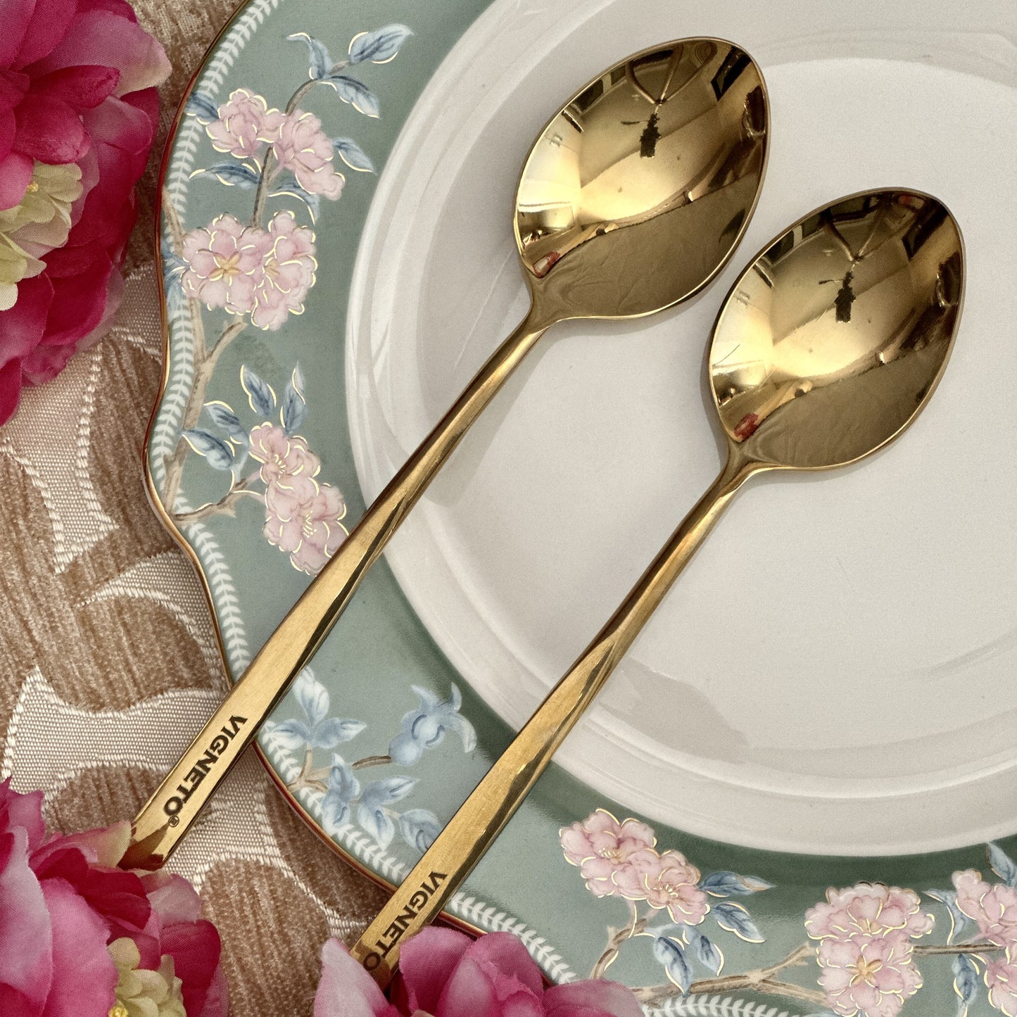 Flat Table Spoon (Shine Gold Finish, Set of 6) - Vigneto