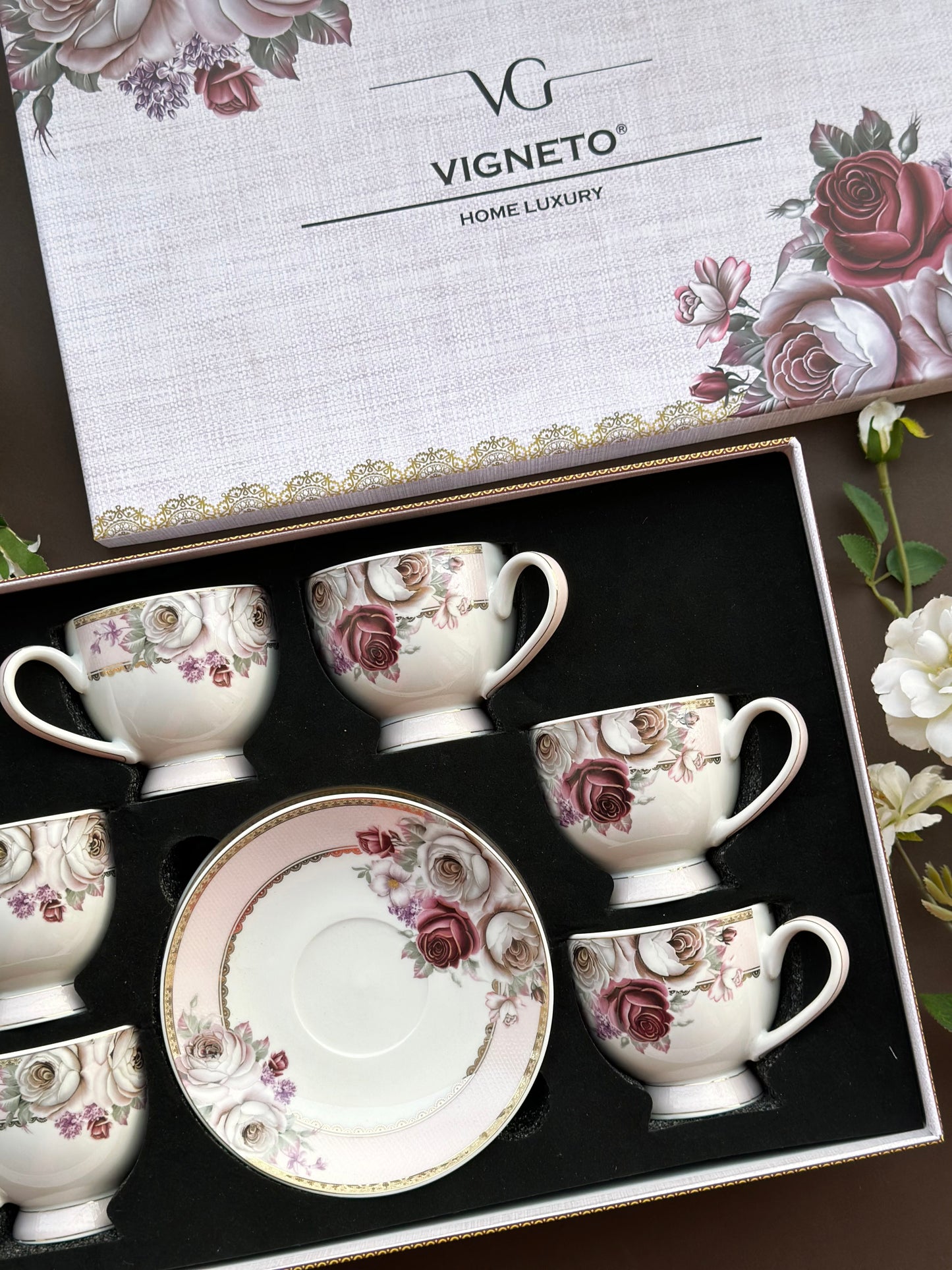 Rose Garden Cup and Saucer Set (6 Cups and 6 Saucers) - Vigneto